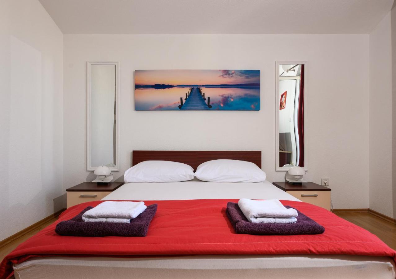 Apartments Blatancic Vodice Exterior photo